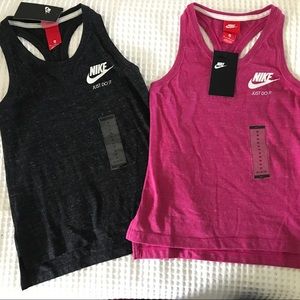 New Youth Medium Nike Racerback Tank Top Lot (2)